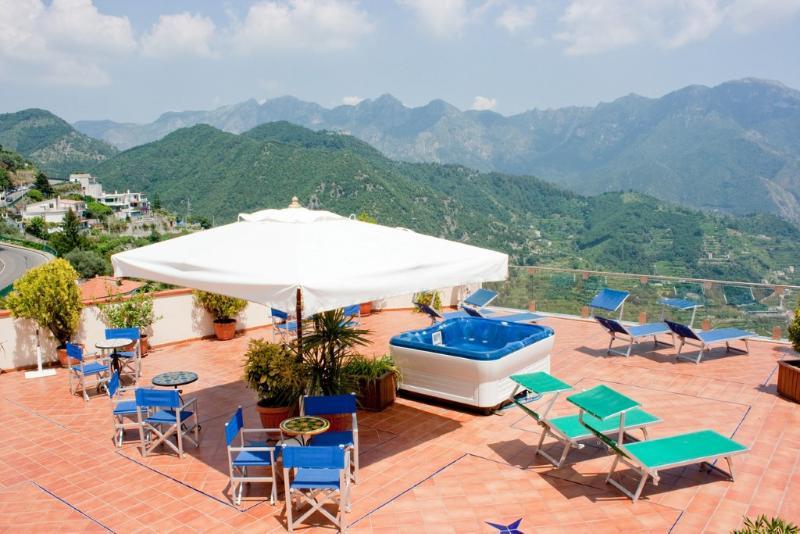 Bonadies Hotel